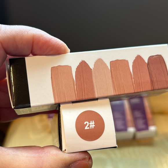 New Miss Fon concealer Eraser - Picture 4 of 10